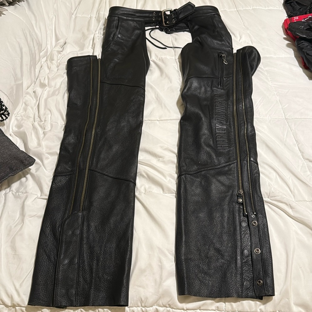 MOTORCYCLE BLACK LEATHER RIDING CHAPS PANTS with Side pocket Size Large